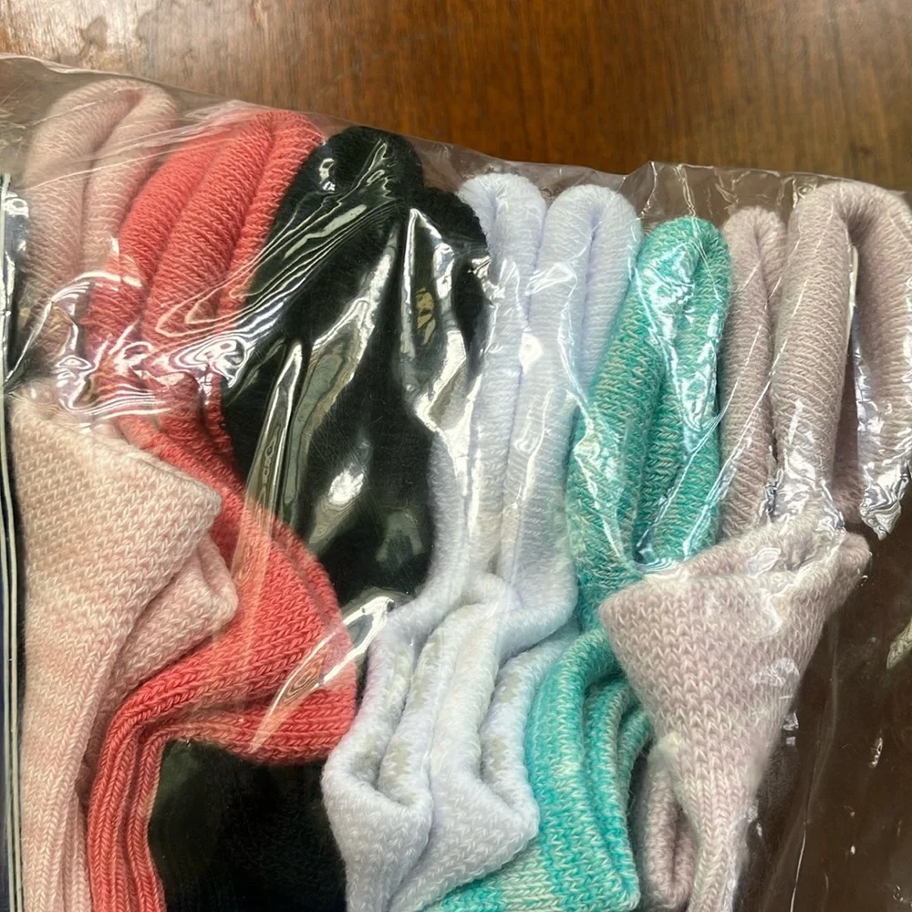 Bombas Assorted Color Ankle Socks (Tab back) - Picture 4 of 4